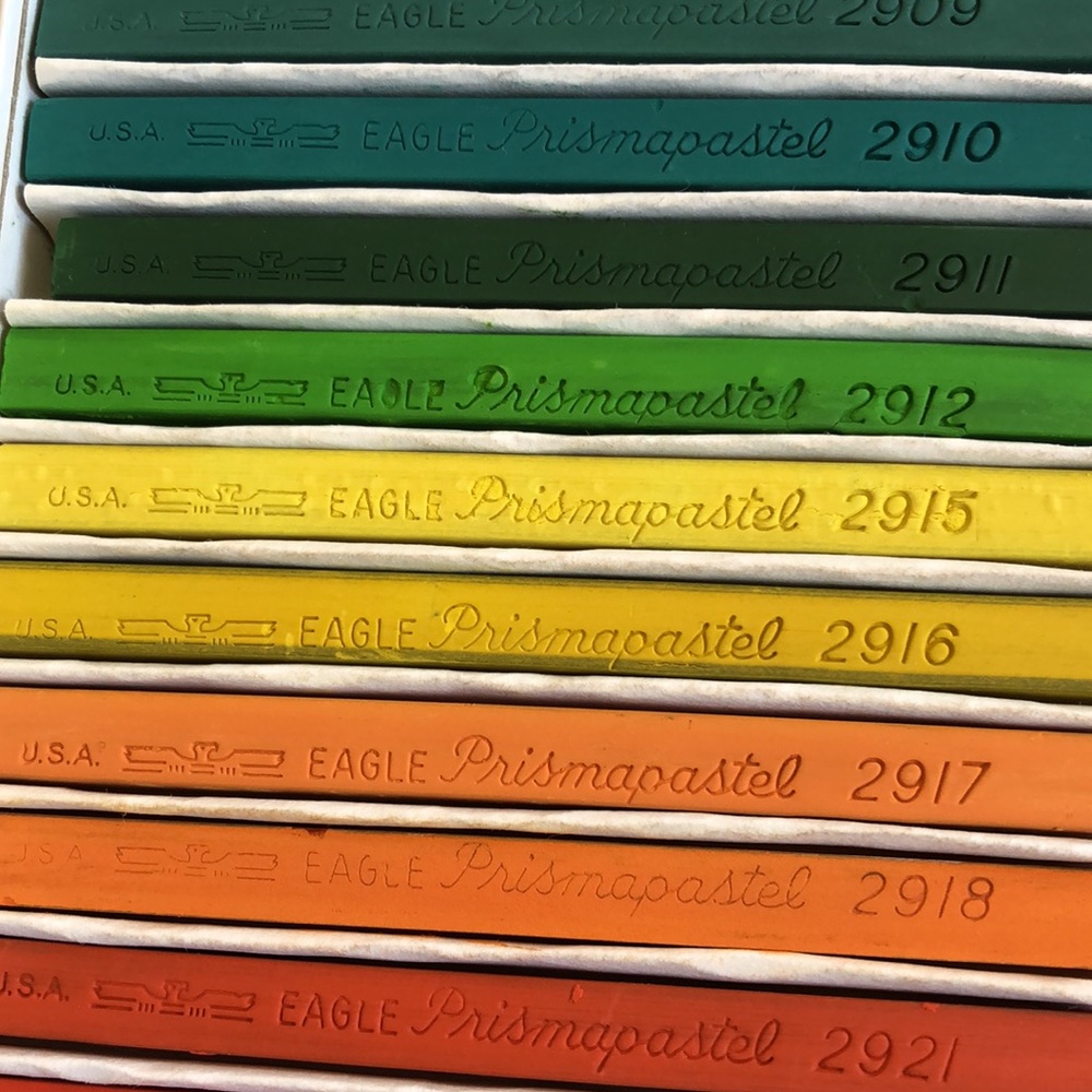 NWT Vintage Eagle Prismapastel sticks - Picture 7 of 9